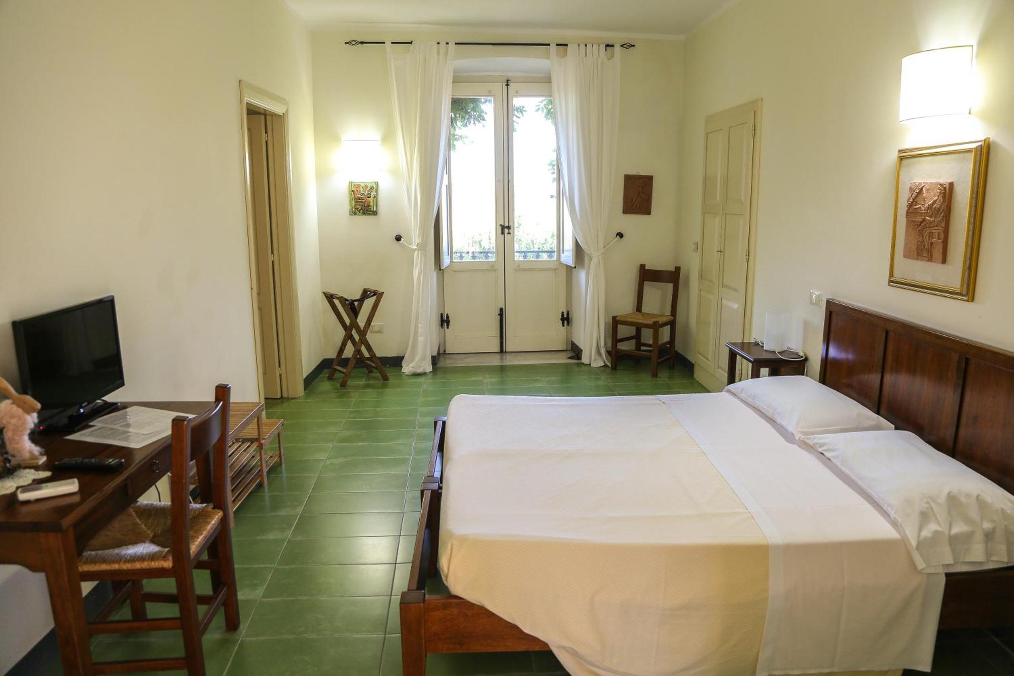 Barone Gr Macri Agriturismo Modi Gerace Bagian luar foto