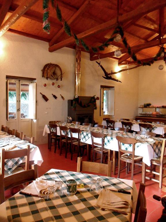 Barone Gr Macri Agriturismo Modi Gerace Bagian luar foto