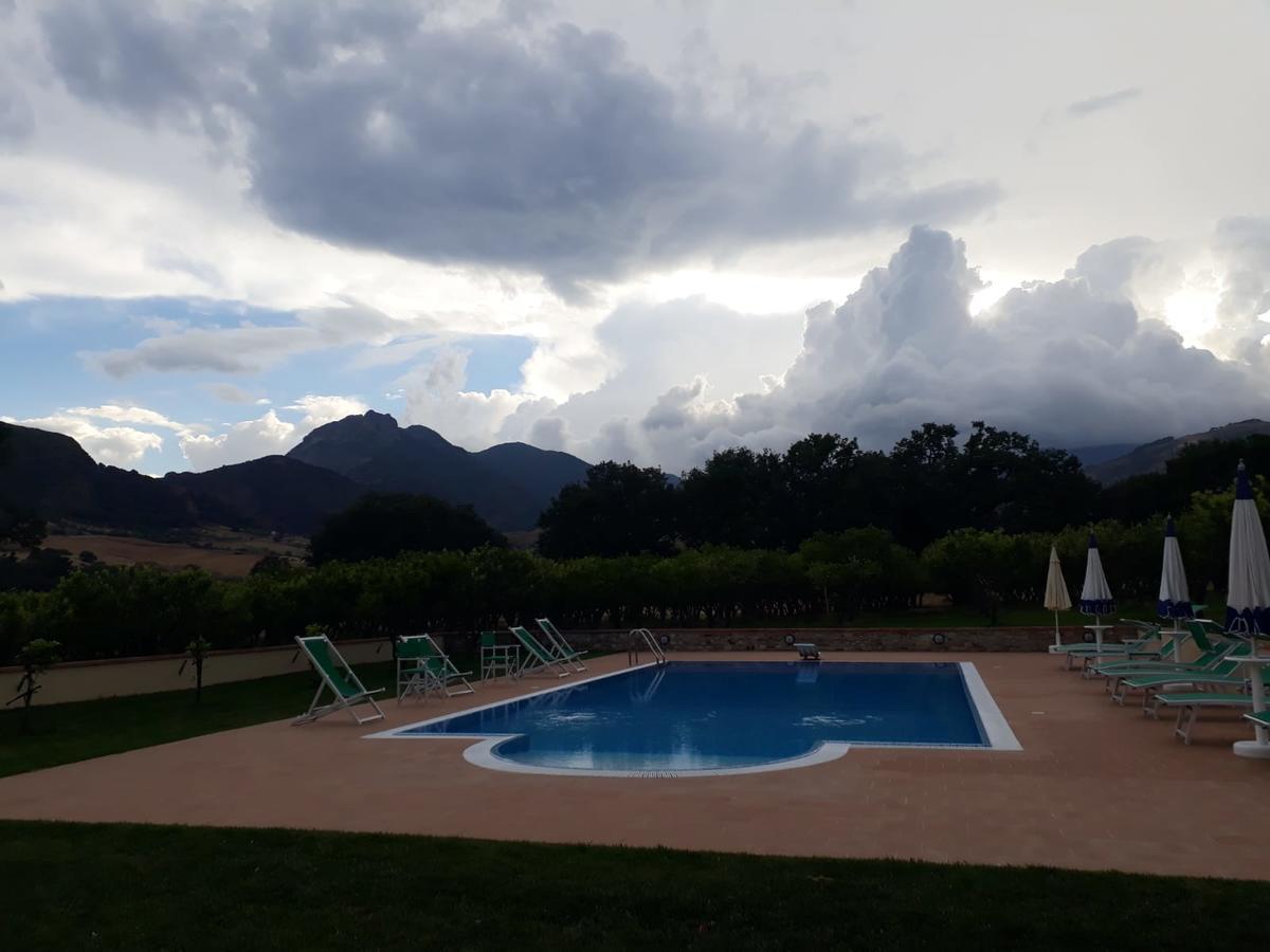 Barone Gr Macri Agriturismo Modi Gerace Bagian luar foto